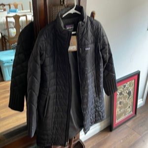Women’s Long Patagonia Coat XL